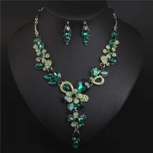 Graceful Floral Design Spring Fashion Women Statement Bib Necklace and Earrings Set - Green