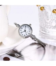 Vintage Silver Arabic Numerals White Index Design Women Slim Fashion Bracelet Watch