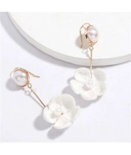 Pearl Inlaid Cotton Threads Flower Korean High Fashion Women Dangling Earrings - White