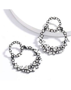 Vintage Fashion Rhinestone Garland Design Women Alloy Statement Earrings - White