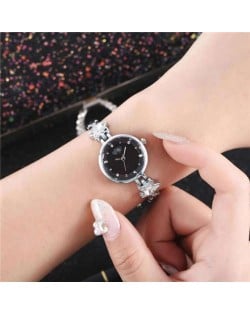 Lucky Stars Decorated Elegant Fashion Black Index Design Slim Style Women Wrist Watch - Silver