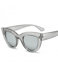 10 Colors Available Vintage Cat Eye Style Summer Fashion Women Sunglasses
