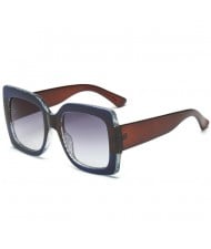 7 Colors Available Contrast Colorful Crystal Frame Design Bold Fashion KOL Preferred Sunglasses