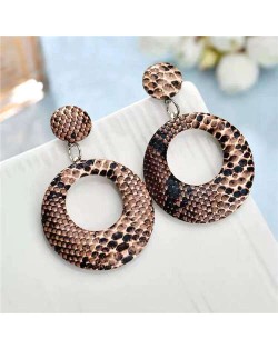 Snake Skin Texture High Fashion Big Hoop Design Women Costume Earrings - Pink