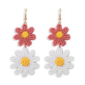 Mini Beads Dangling Dual Daisy Design High Fashion Women Shoulder-duster Earrings - Pink and White