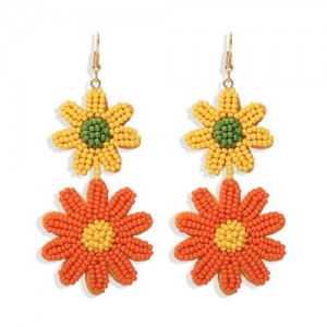 Mini Beads Dangling Dual Daisy Design High Fashion Women Shoulder-duster Earrings - Yellow and Orange