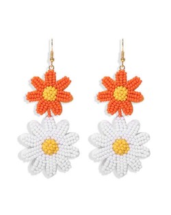 Mini Beads Dangling Dual Daisy Design High Fashion Women Shoulder-duster Earrings - Orange and White