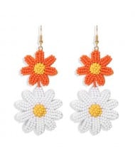 Mini Beads Dangling Dual Daisy Design High Fashion Women Shoulder-duster Earrings - Orange and White