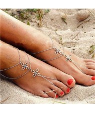 Floral Pendants Decorated Dual Layers Chain Design High Fashion Women Alloy Anklet