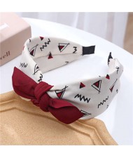 Bowknot Decorated Abstract Painting Prints Korean Fashion Women Cloth Hair Hoop - White