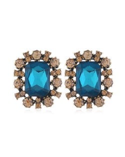 Vintage Style Shining Rhinestone Women Alloy Stud Earrings - Blue