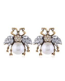 Rhinestone Embellished Ladybug Design Vintage Fashion Women Stud Earrings - White