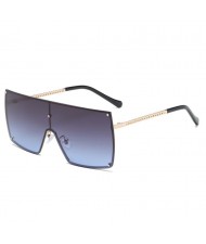4 Colors Available Integrated Glass Design Oversized Frame Fashion Women/ Men Sunglasses
