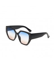 5 Colors Available Rivet Decorated Irregular Frame Unique Fashion Women Sunglasses