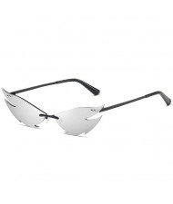 5 Colors Available Unique Cat Eye Design Frameless Popular Fashion Women Sunglasses