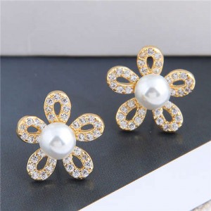 Pearl Inlaid Luxurious Cubic Zirconia Hollow Flower Design Women Copper Stud Earrings - Golden