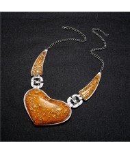Vintage Amber Texture Heart Pendant Bold Fashion Women Bib Necklace - Silver and Orange