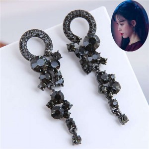 Baroque Style Shining Floral Cluster Design High Fashion Women Alloy Earrings - Black