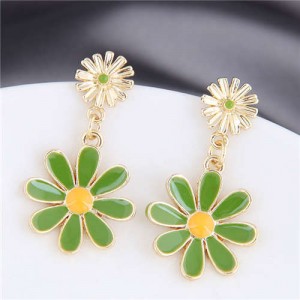 Adorable Enamel Daisy Design Korean Fashion Women Dangling Earrings - Green