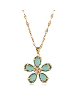 Sweet Korean Fashion Crystal Flower Pendant High Fashion Women Costume Necklace - Green