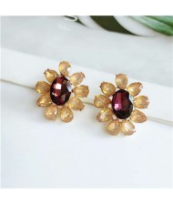 Rhinestone Shining Flower Design Internet Celebrity Preferred High Fashion Women Costume Earrings - Yellow