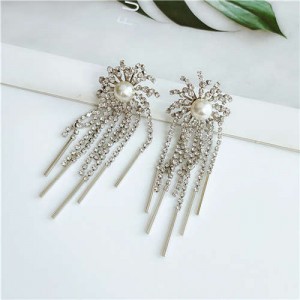 Vintage Bold Fashion Rhinestone Inlaid Tassel Women Stud Earrings - Silver
