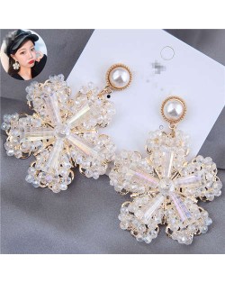 Luxurious Glistening Design Snowflake Bold Fashion Women Stud Earrings