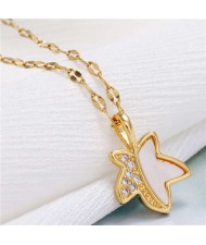 Shining Maple Pendant Design High Fashion Women Costume Necklace - Golden