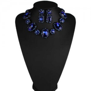 Luxurious High Fashion Rhinestone Bold Style Short Costume Necklace and Earrings Set - Blue