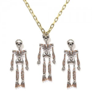 Rhinstone Inlaid Skeleton Pendant Halloween Punk Fashion Costume Alloy Necklace and Earrings Set - Champagne