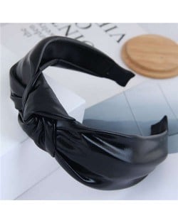 Shining Fashion PU Texture Bowknot Design Women Hair Hoop - Black