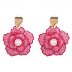 Pearl Centered Embrodiary Vintage Flower Design High Fashion Women Stud Earrings - Pink