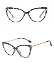 6 Colors Available Elegant Cat Eye Design Slim Frame High Fashion Women Sunglasses