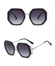 6 Colors Available High Fashion Polygon Design Bold Frame Women Sunglasses