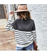 Stripes Design Contast Colors Long Sleeves Autumn and Winter Fashion Women Top - Gray
