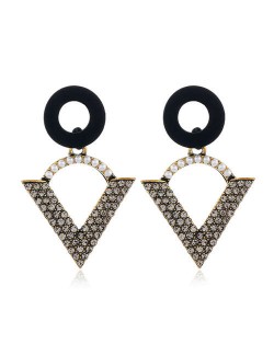 Vintage Style Unique Hollow Triangle Design Rhinestone and Pearl Fashion Women Stud Earrings