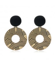 Waves Engraving Vintage Round Hoop Design High Fashion Women Alloy Earrings