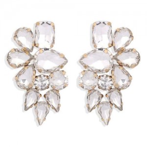 High Calibra Rhinestone Flower Cluster Design Women Fashion Stud Earrings - White