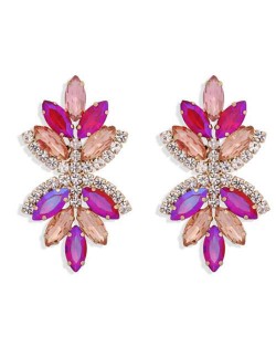 Creative Rhinestone Glistening Flowers Design Women Fashion Stud Earrings - Rose
