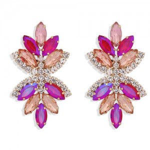 Creative Rhinestone Glistening Flowers Design Women Fashion Stud Earrings - Rose