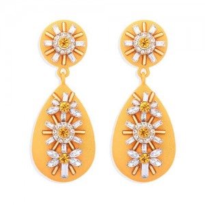 Rhinestone and Beads Embellished Bohemian Style Waterdrop Women Earrings - Yellow