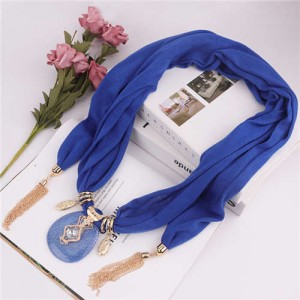 Hollow Vase Design Pendant with Tassel Chains Decoration Design Women Scarf Necklace - Royal Blue