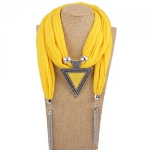 Resin Gem Inlaid Vintage Triangle Pendant High Fashion Women Scarf Necklace - Yellow
