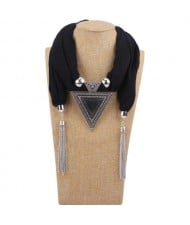 Resin Gem Inlaid Vintage Triangle Pendant High Fashion Women Scarf Necklace - Black