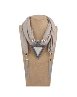 Resin Gem Inlaid Vintage Triangle Pendant High Fashion Women Scarf Necklace - Khaki