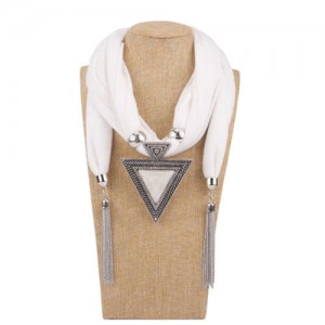 Resin Gem Inlaid Vintage Triangle Pendant High Fashion Women Scarf Necklace - White
