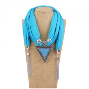 Resin Gem Inlaid Vintage Triangle Pendant High Fashion Women Scarf Necklace - Sky Blue