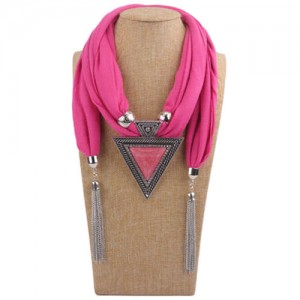 Resin Gem Inlaid Vintage Triangle Pendant High Fashion Women Scarf Necklace - Pink
