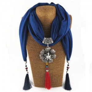 Rhinestone Flower Pendant Tassel Design Vintage Fashion Women Scarf Necklace - Blue