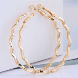 Wave Hoop Design Big Hoop High Fashion Women Wholesale Alloy Earrings - Golden